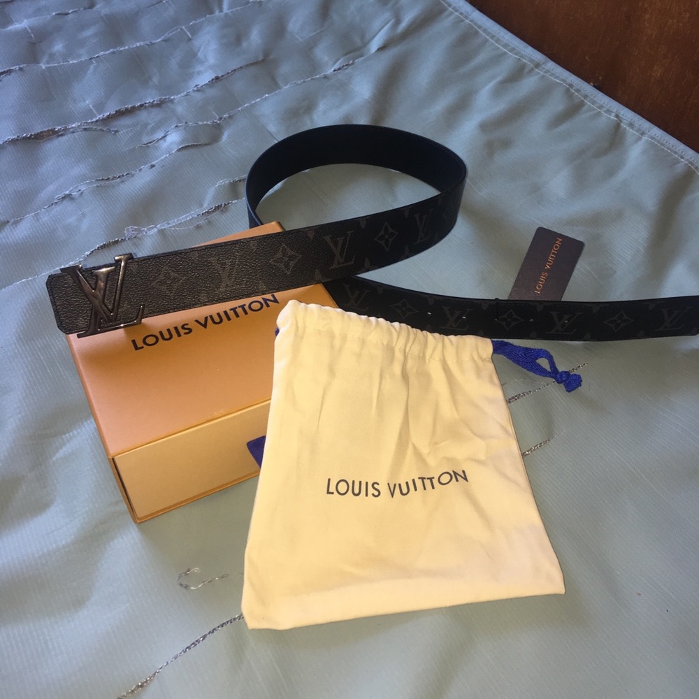 Louis Vuitton Eclipse Belt. 32in/95cm w40mm